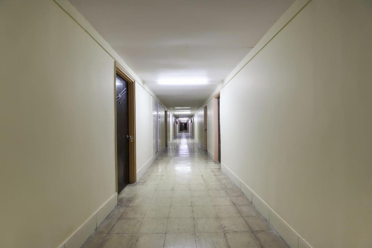 Oyo Hotel Park Veraval Exterior photo
